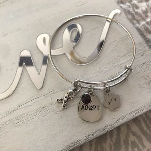 🐾 💕Adopt Bangle Bracelet🐾💕